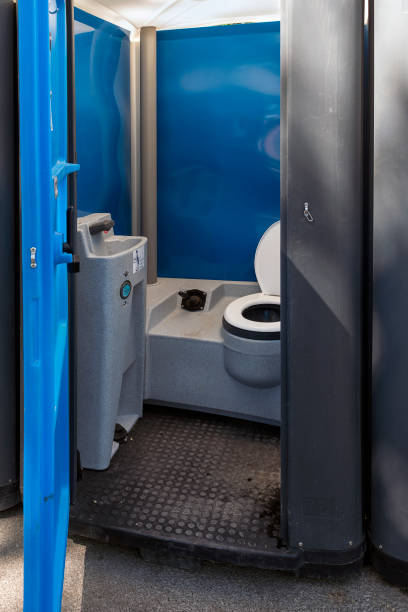 Best Porta potty cleaning services  in Holley, FL
